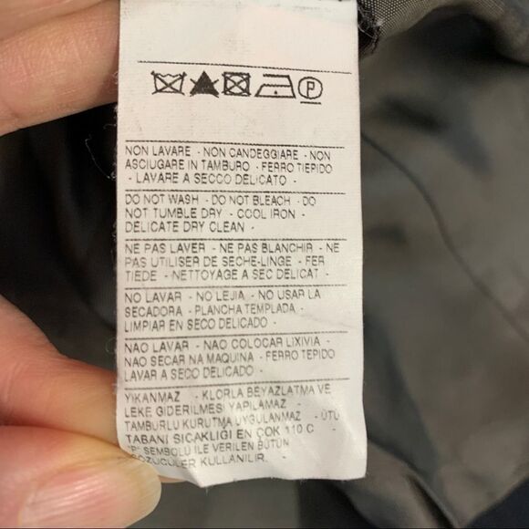 SISLEY black pinstripe blazer size 44 - Picture 6 of 8